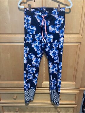 Old Navy Floral Print Dri-Fit Leggings, Medium